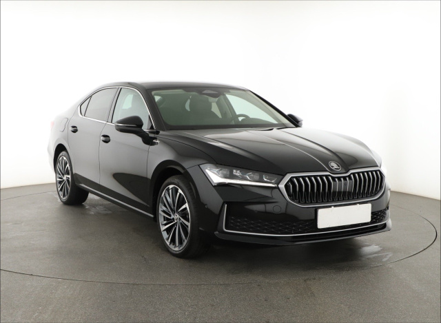 Škoda Superb 2024