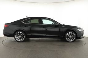 Škoda Superb - 2024