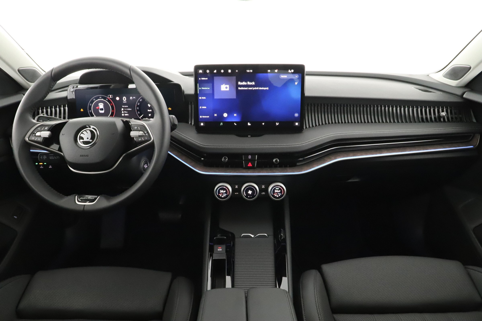Škoda Superb - 2024