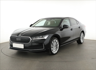 Škoda Superb - 2024
