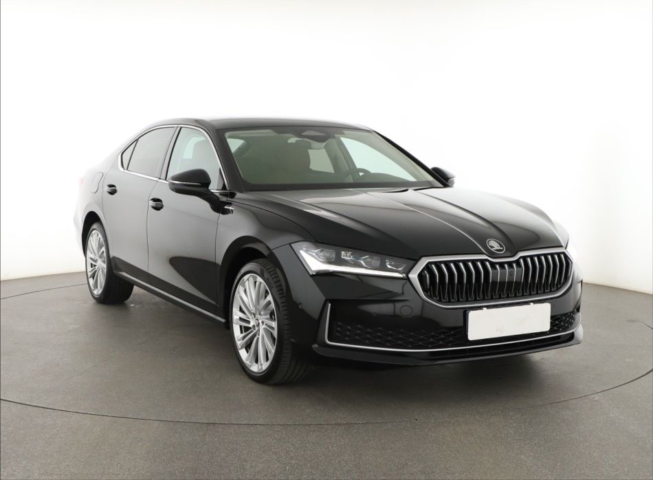 Skoda Superb - 2024