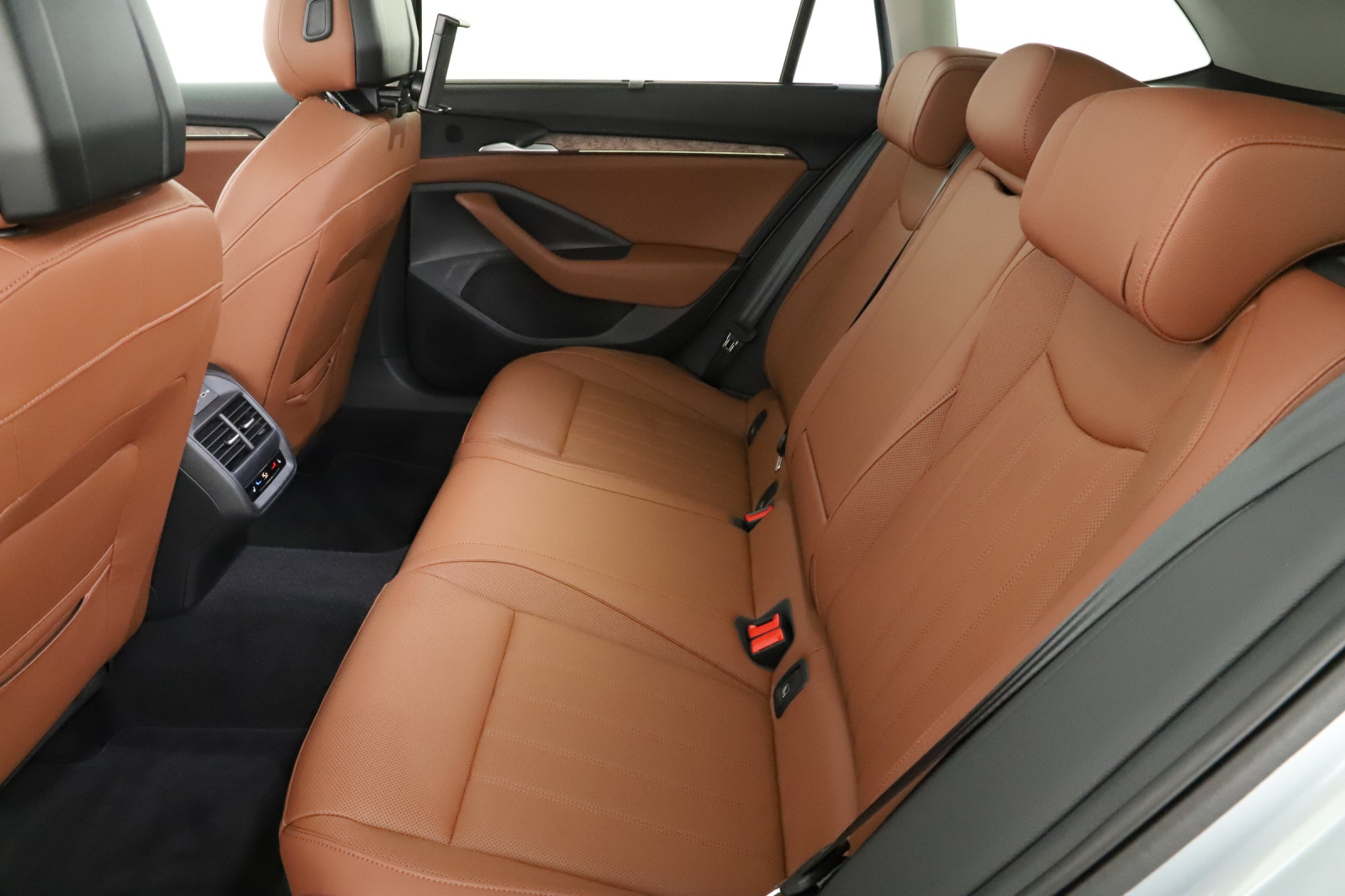 Škoda Superb - 2024