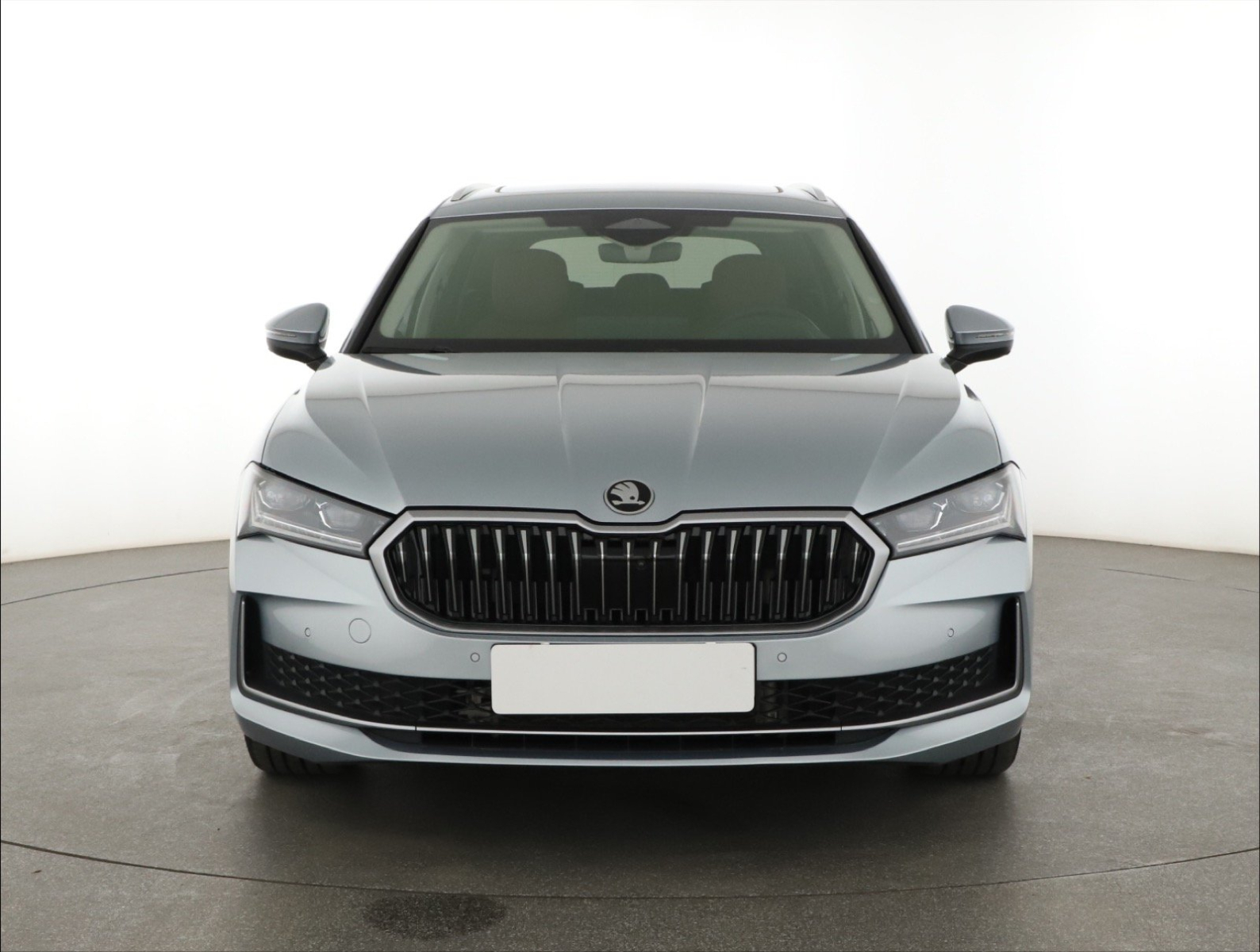 Škoda Superb - 2024