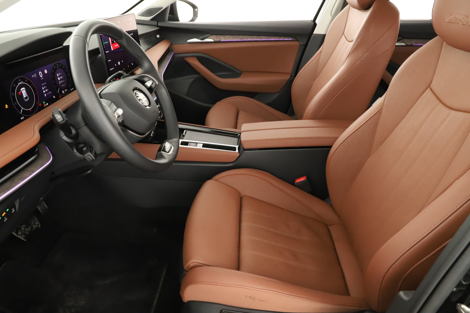 Škoda Superb - 2024