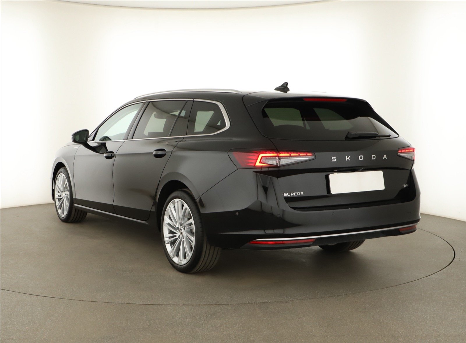 Škoda Superb - 2024