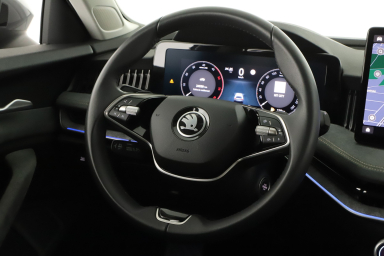 Škoda Superb - 2024