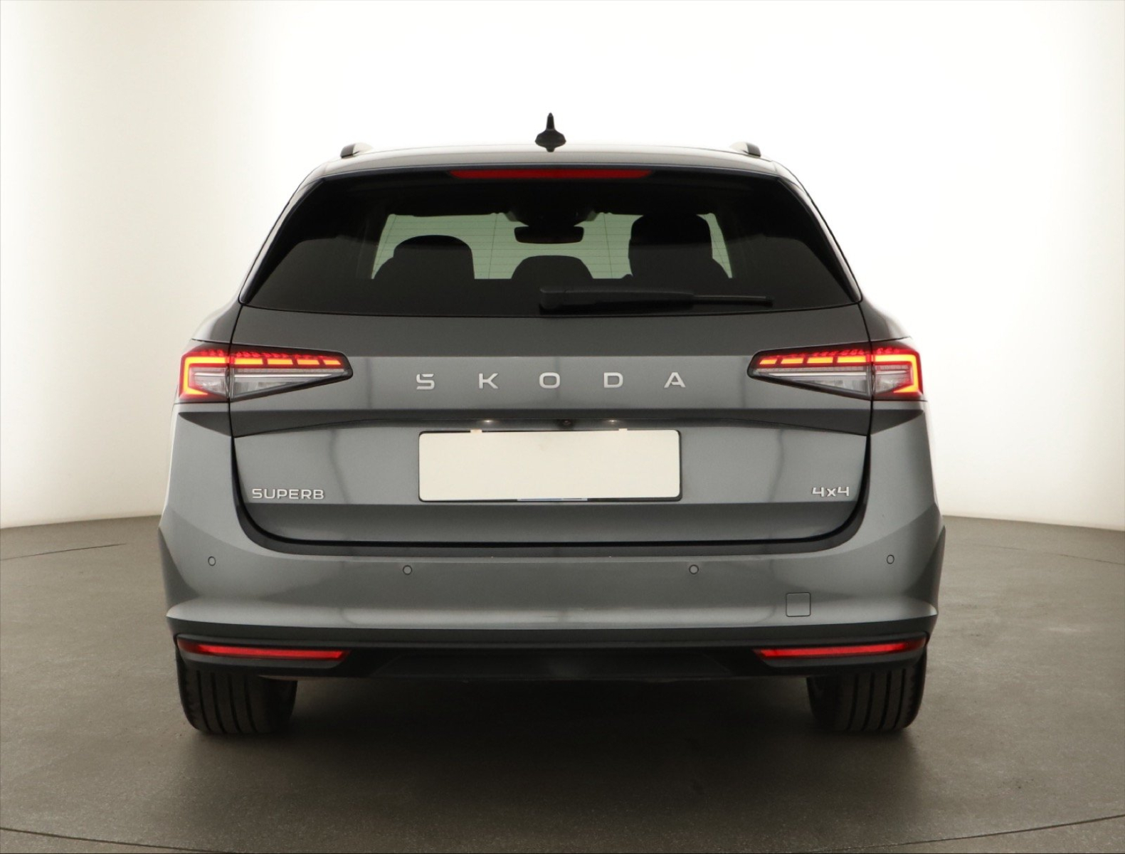 Škoda Superb - 2024