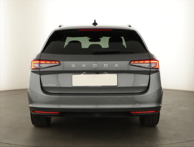 Škoda Superb - 2024