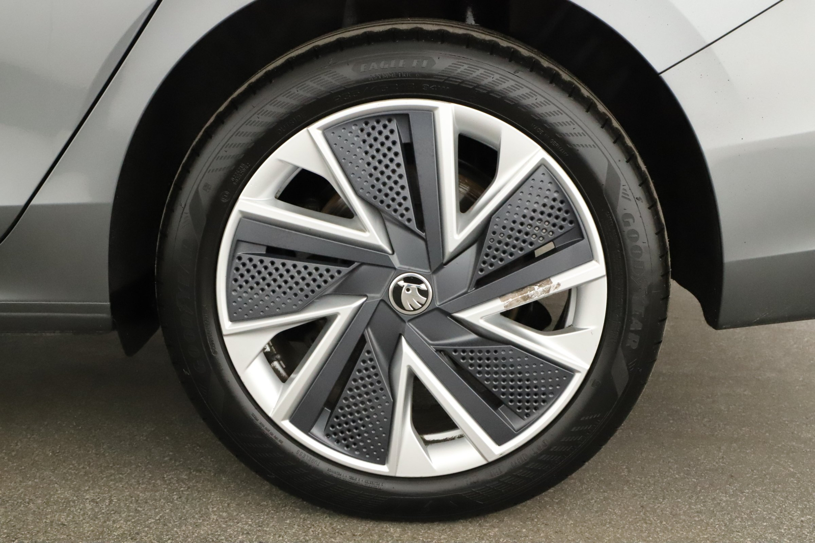 Škoda Superb - 2024