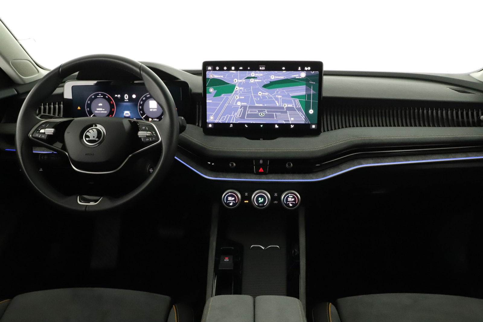 Škoda Superb - 2024