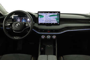 Škoda Superb - 2024