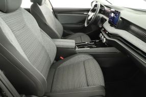 Škoda Superb - 2024