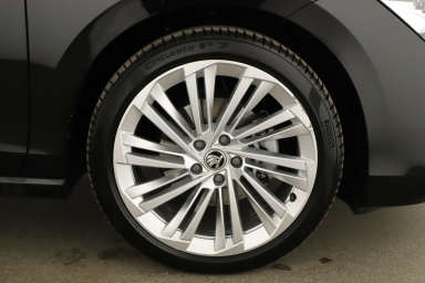 Škoda Superb - 2024