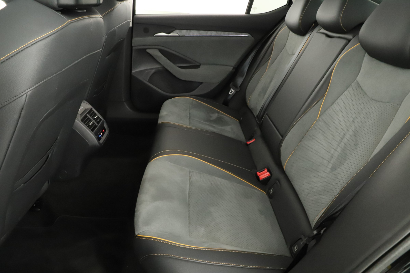 Škoda Superb - 2024