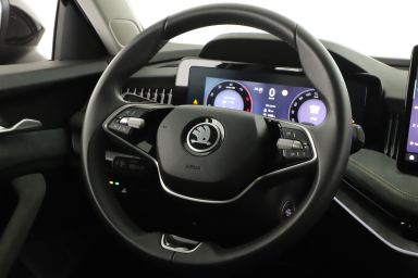 Škoda Superb - 2024