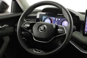 Škoda Superb - 2024