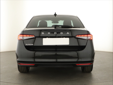Škoda Superb - 2024