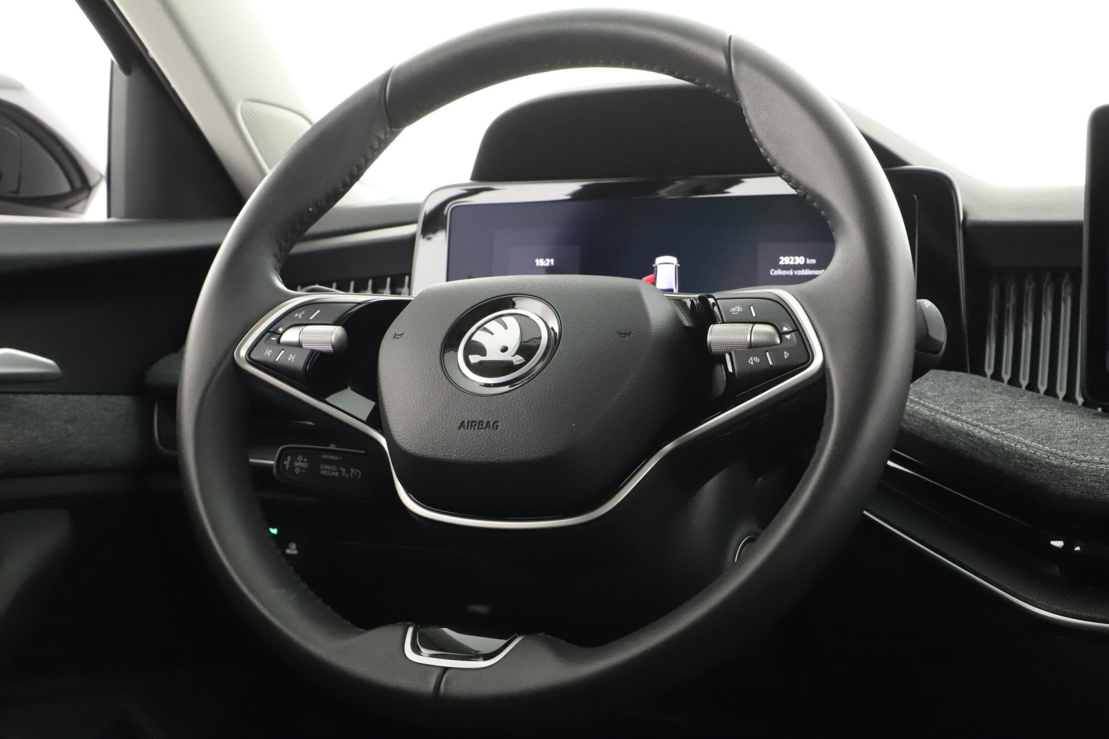 Škoda Superb - 2024