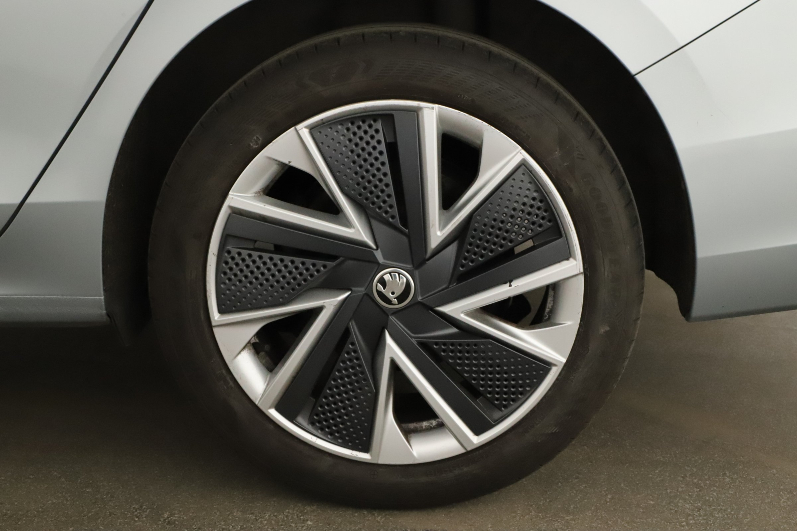 Škoda Superb - 2024