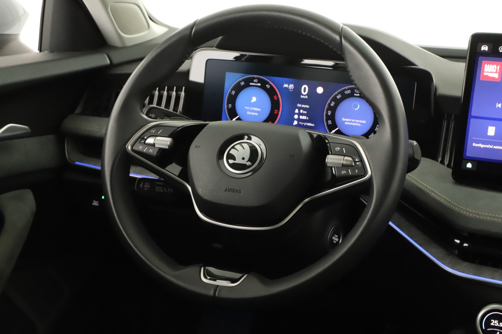 Škoda Superb - 2024