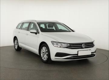 Volkswagen Passat, 2021