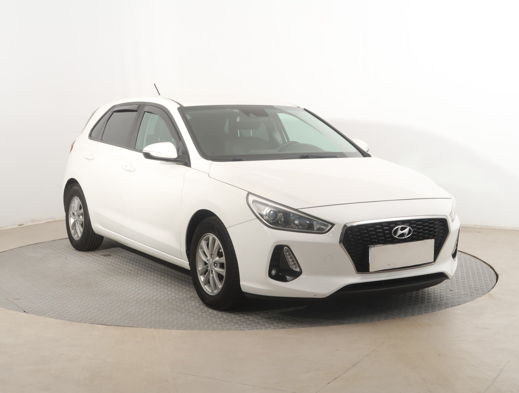 Hyundai i30, 2017, 1.0 T-GDI, 88kW