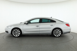 Volkswagen Passat CC 2011