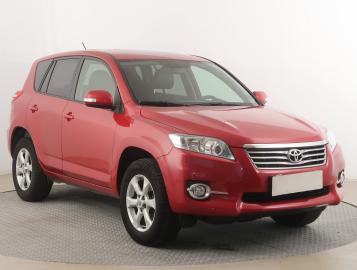 Toyota RAV4, 2011