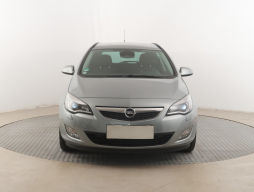 Opel Astra 2012