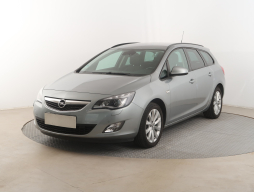 Opel Astra 2012