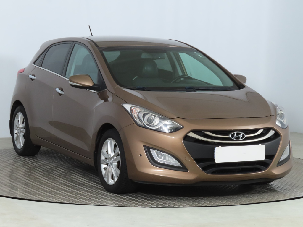 Hyundai i30, 2015, 1.6 CRDi, 94kW