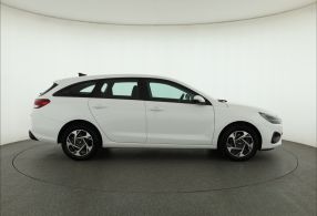 Hyundai i30 - 2024