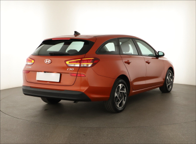 Hyundai i30 - 2024