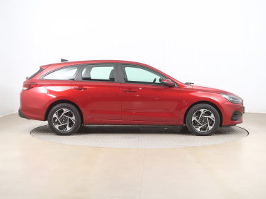 Hyundai i30 - 2024