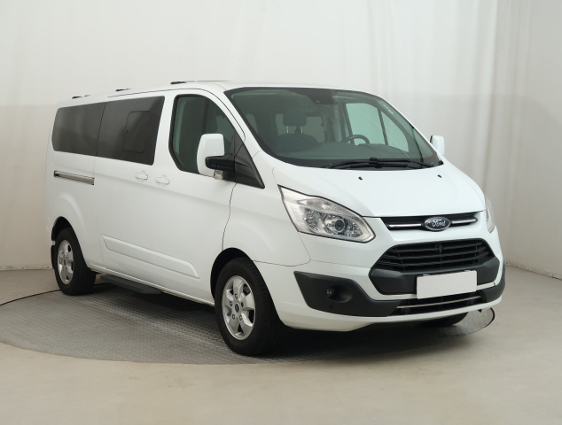 Ford Tourneo Custom 2017