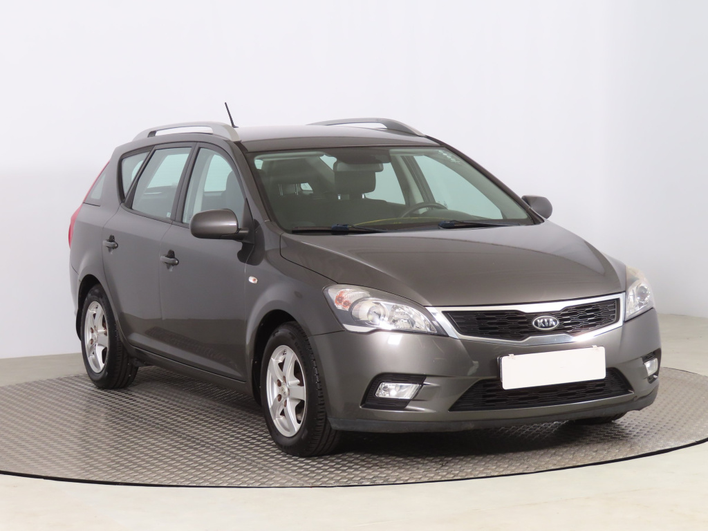 Kia Ceed, 2011, 1.6 CVVT, 92kW