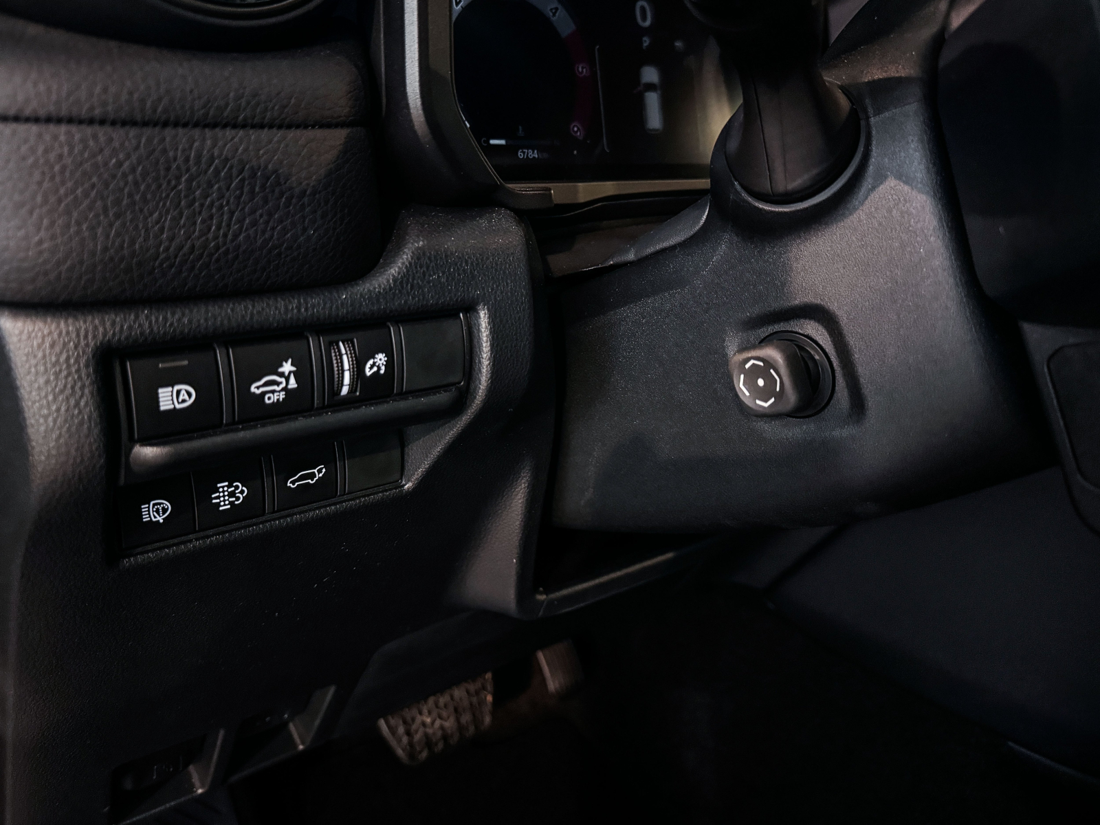 Toyota Land Cruiser - 2025