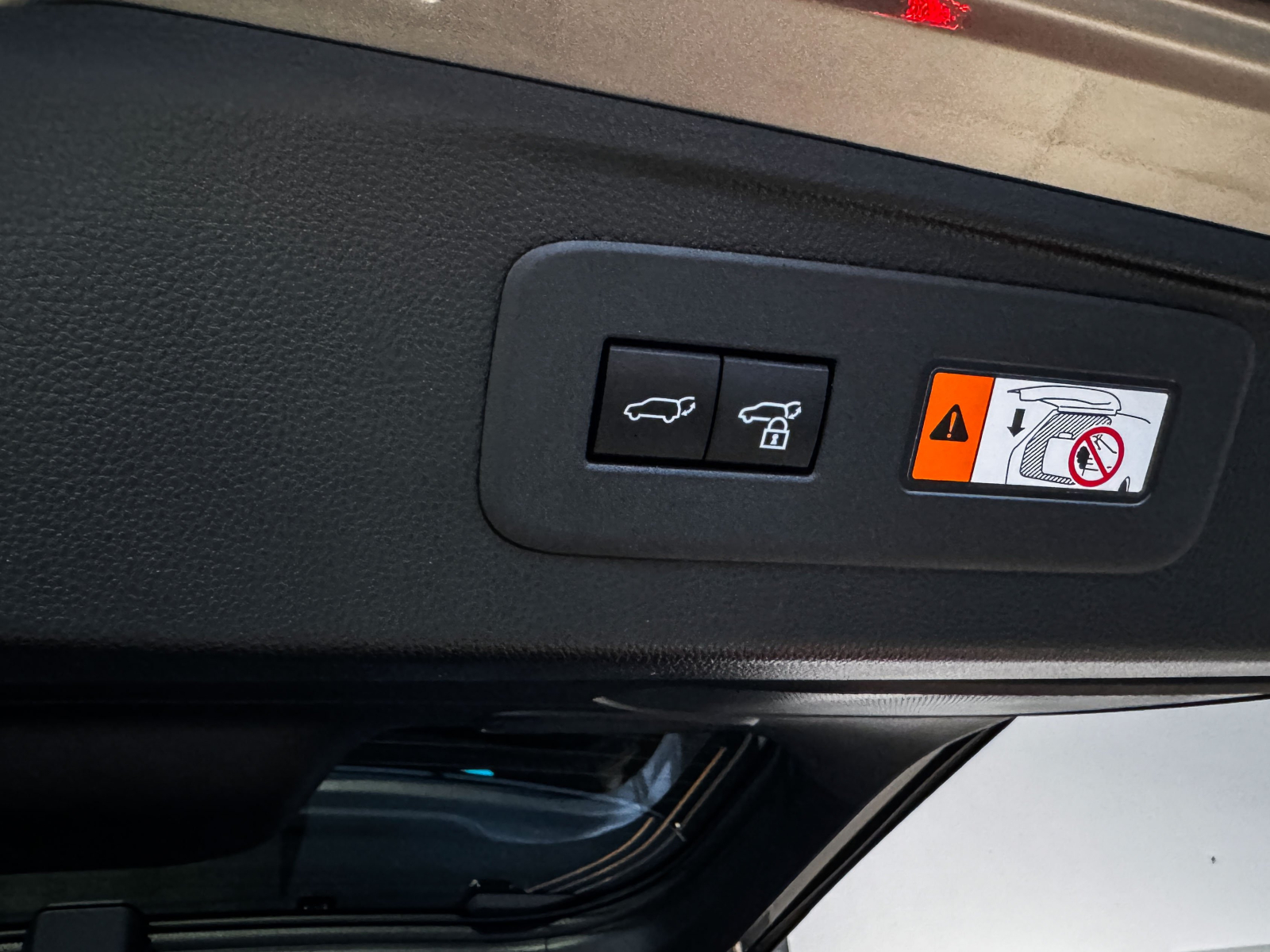 Toyota Land Cruiser - 2025