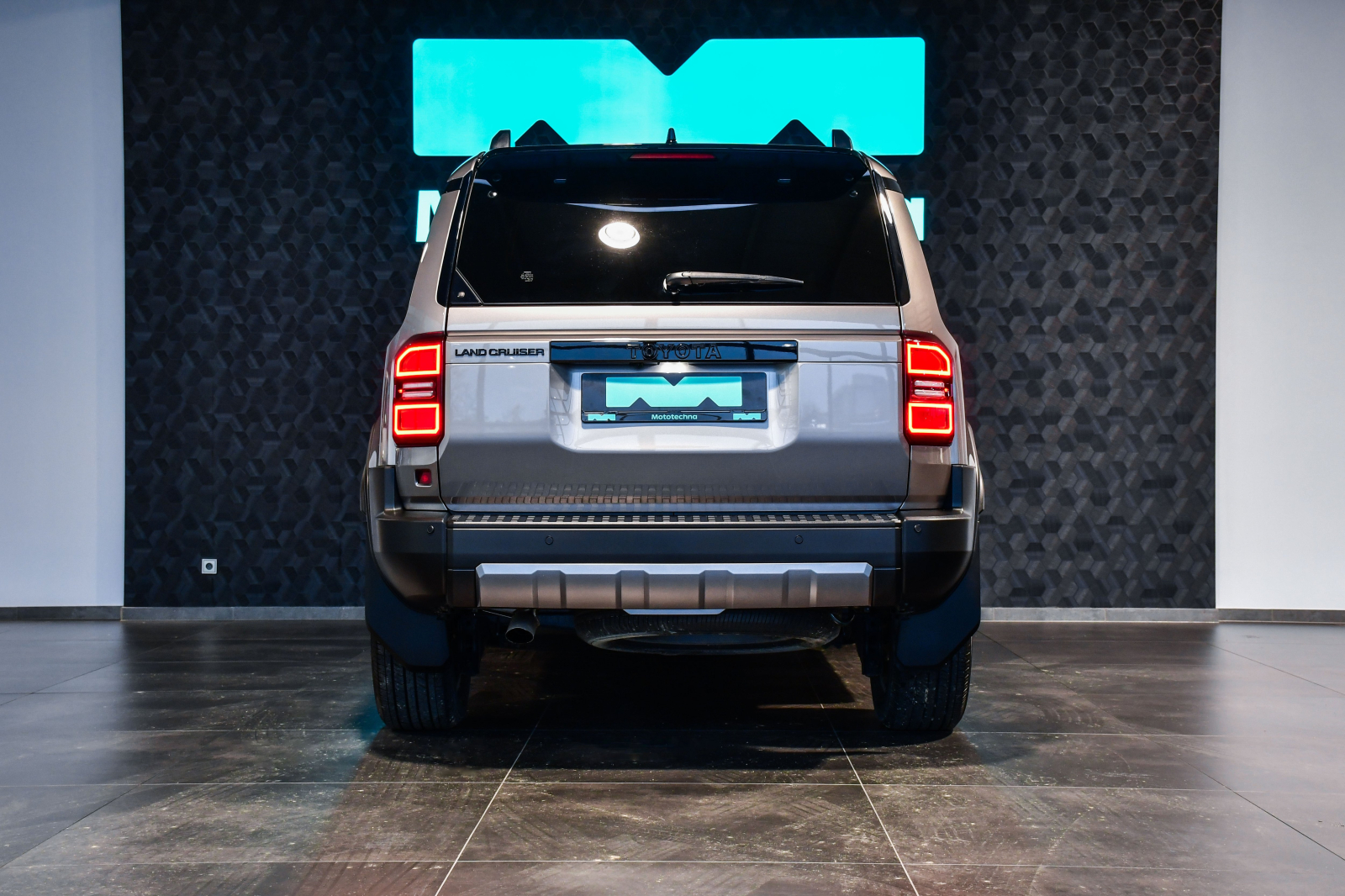 Toyota Land Cruiser - 2025