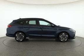 Hyundai i30 - 2025
