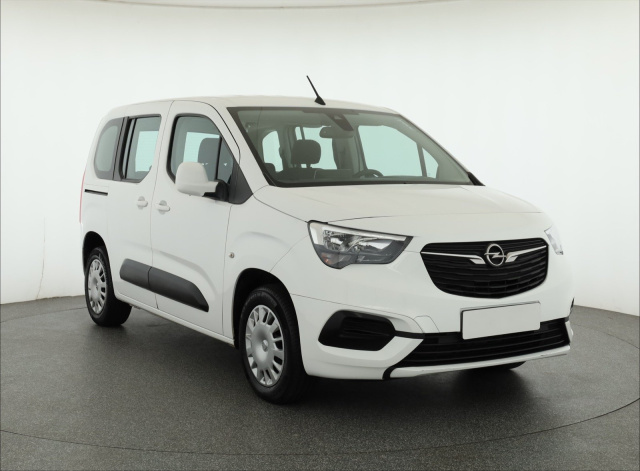 Opel Combo 2020