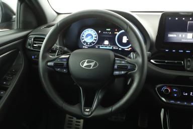 Hyundai i30 - 2025