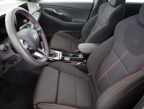 Hyundai i30 - 2025