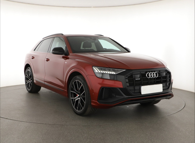 Audi Q8 2023