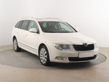 Škoda Superb, 2011