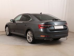 Skoda Superb - 2019