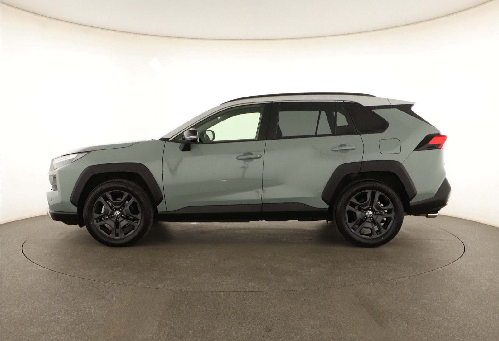 Toyota RAV 4 - 2025