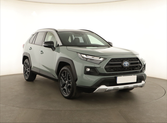 Toyota RAV4 2025