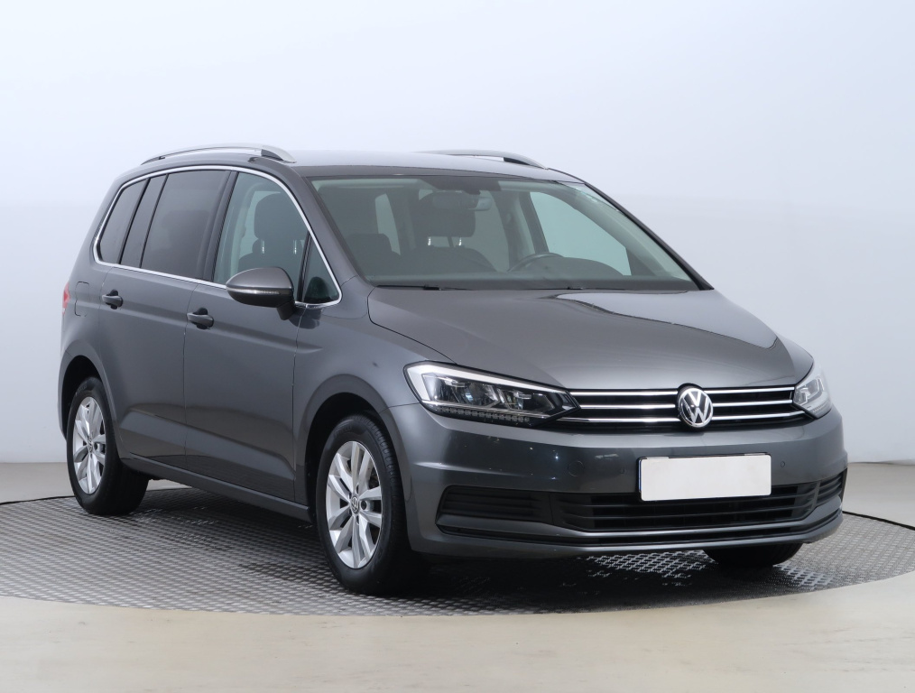 Volkswagen Touran, 2018, 1.4 TSI, 110kW