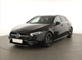 Mercedes-Benz A - 2022